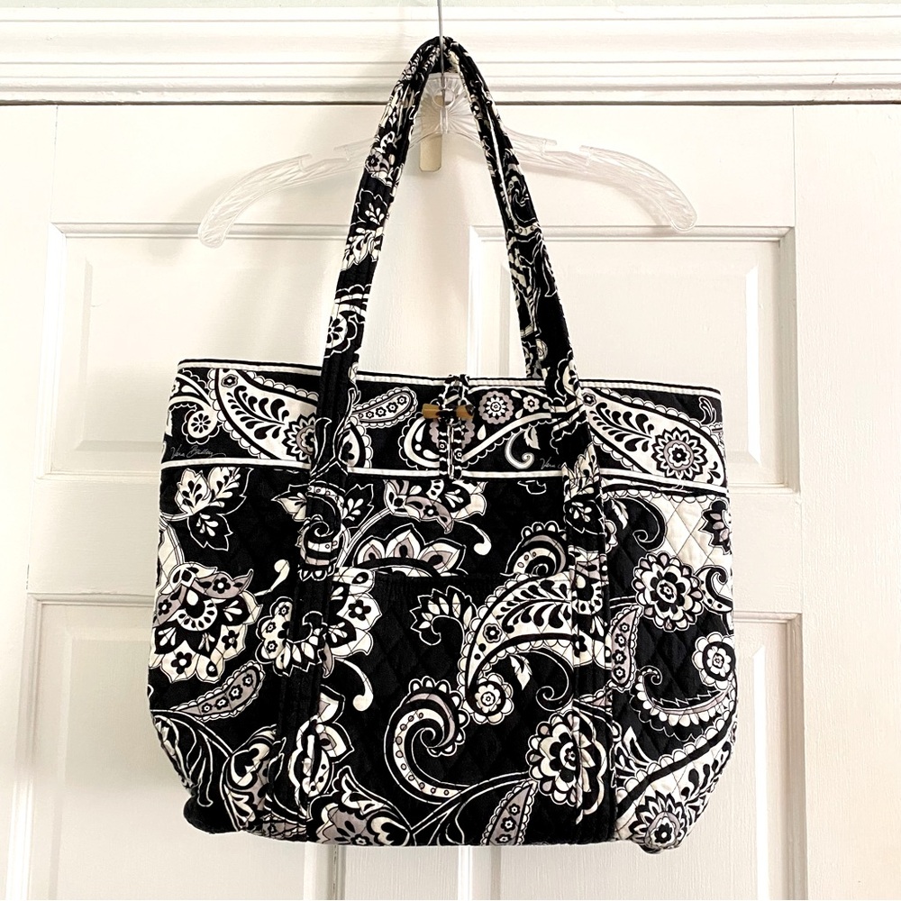 Very Bradley Midnight Paisley Large Tote Bag Black White Toggle Close Pockets